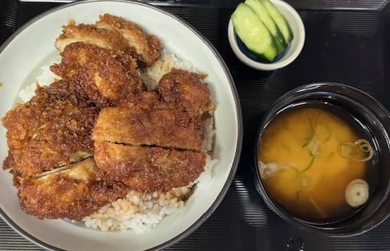 手仕込み チキンカツ丼（850円）